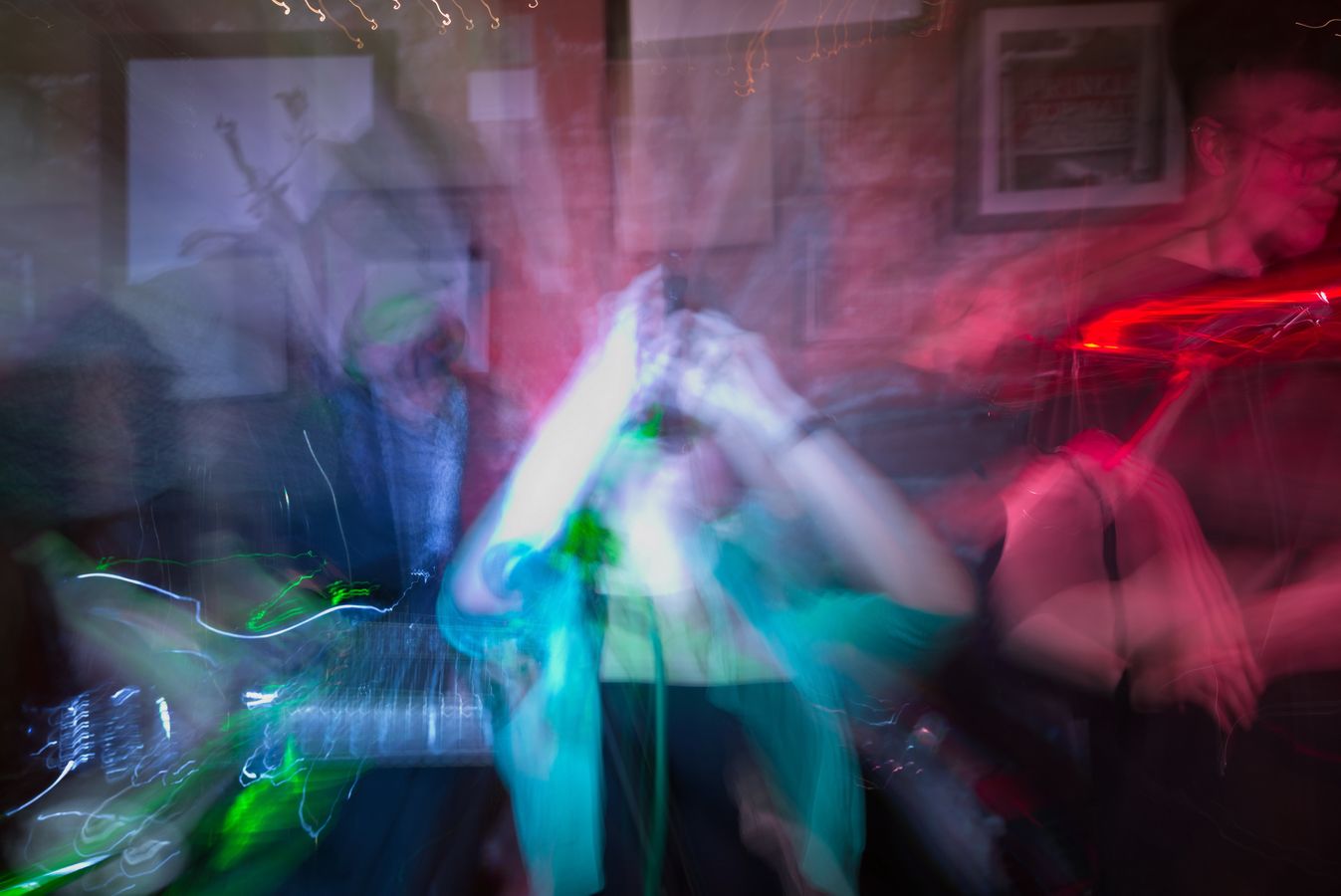 Meta Eyjzcmncdwnrzxqioijiemdszmlszxmifq== (5)